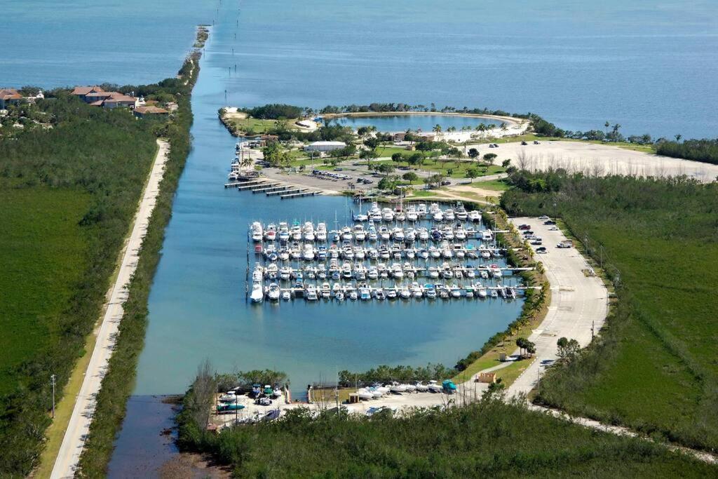 New Luxury Vacation Dream Rental- Sleeps 15! Miami Exterior photo