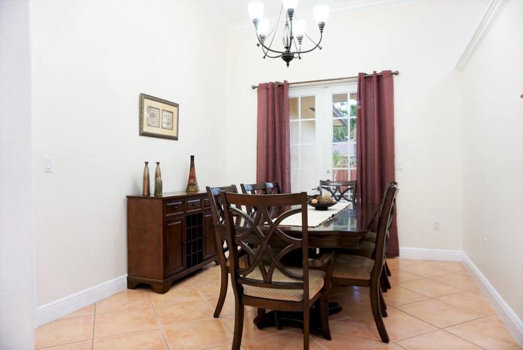 New Luxury Vacation Dream Rental- Sleeps 15! Miami Exterior photo