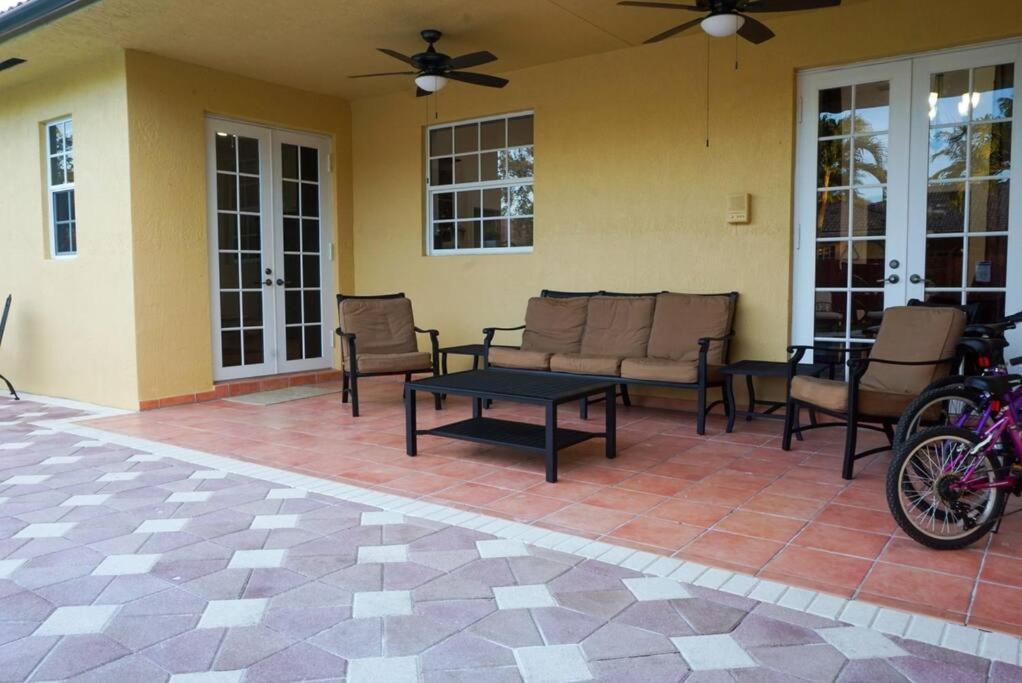 New Luxury Vacation Dream Rental- Sleeps 15! Miami Exterior photo